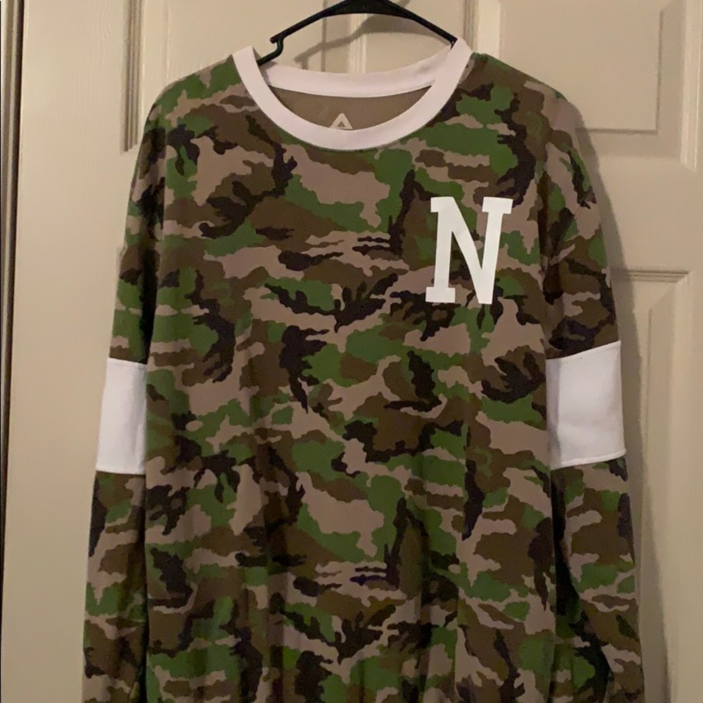 NEFF Sweat shirt